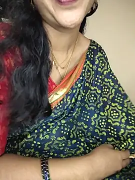 Cute-Smiely-Queen-Telugu stripchat live cam model