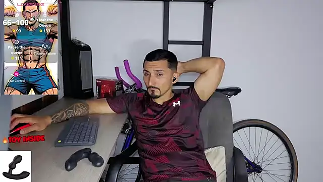 Marck_Muscle stripchat live cam model
