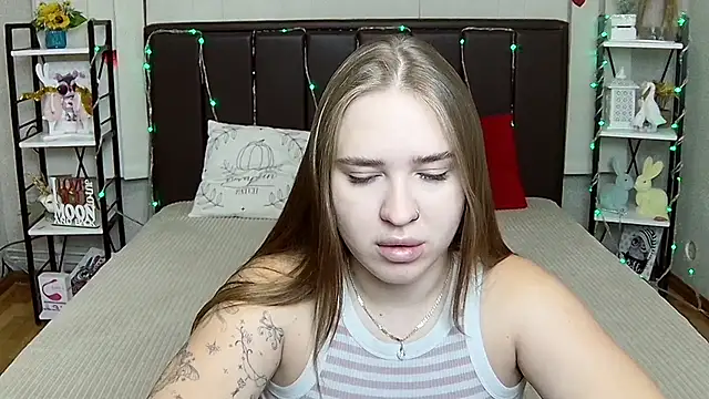 LauraHlot stripchat live cam model