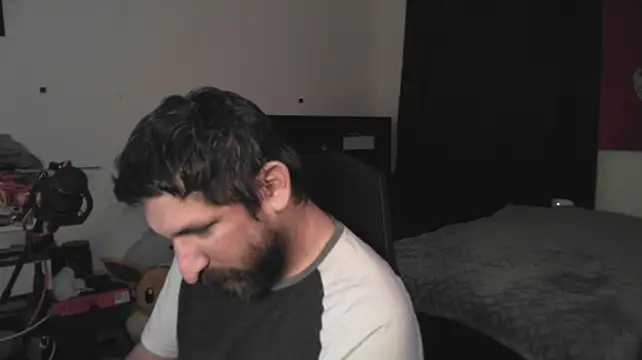 DevilPup75_ stripchat live cam model
