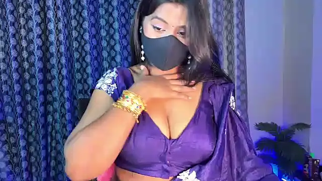 Pinku_shine stripchat live cam model