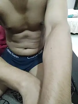 coltfangs stripchat live cam model