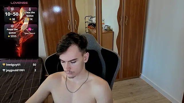 BradyFlint stripchat live cam model