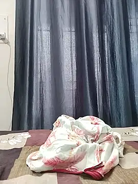 Saanvilusty stripchat live cam model