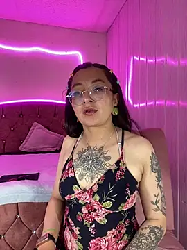 StecyBeckett09 stripchat live cam model