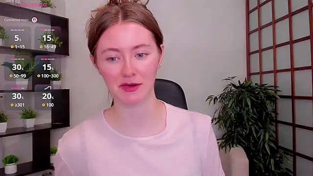 KateCuddle stripchat live cam model