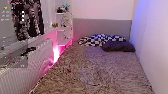 soalice stripchat live cam model