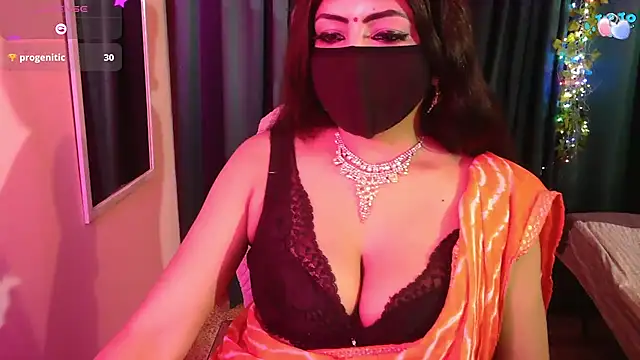 Aashiya- stripchat live cam model