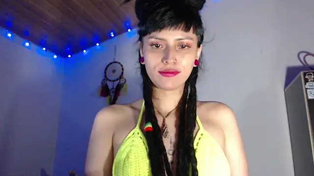 gaby_cute_14 stripchat live cam model