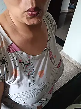 angel_ridhi stripchat live cam model