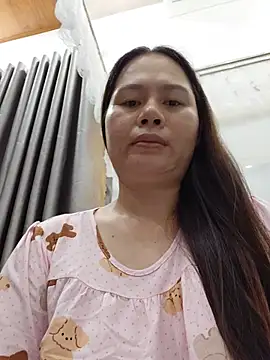 Baby-ladyass20 stripchat live cam model