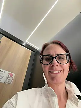 NataKitten stripchat live cam model