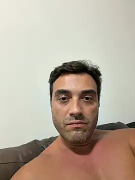 enzobellini stripchat live cam model