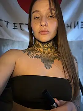 KishaMur stripchat live cam model