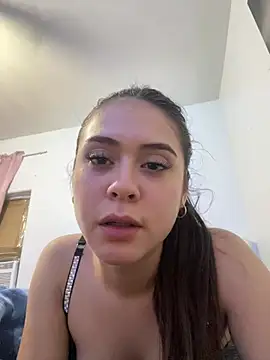 Yocelinbabyyy stripchat live cam model