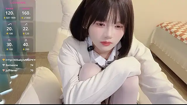 xiaoxixi-77 stripchat live cam model