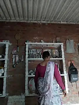 Hot_shiri stripchat live cam model