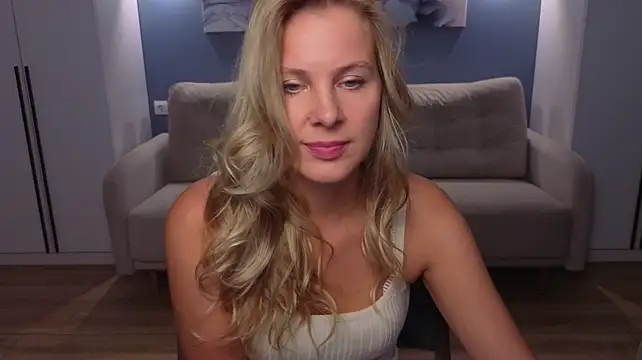 MelanieBennett stripchat live cam model