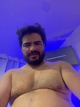 MichaelBear_21 stripchat live cam model