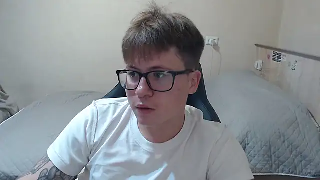 Maxxxgayboy stripchat live cam model