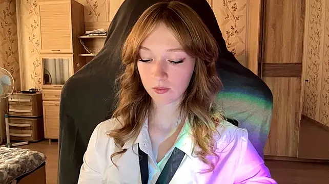 SalmonWhip stripchat live cam model