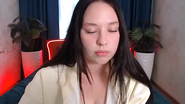 PureLedy stripchat live cam model