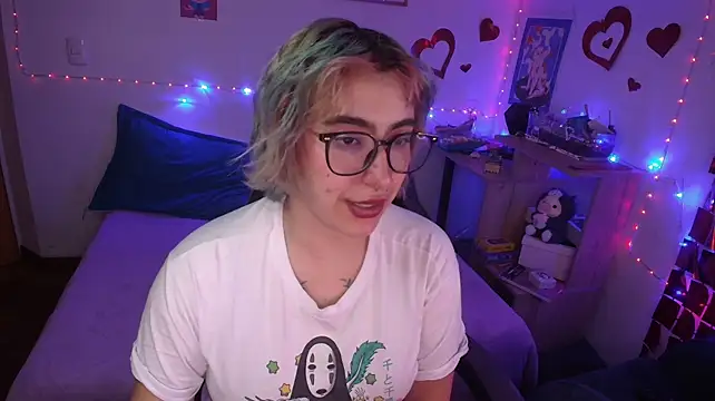 Miacatsito3 stripchat live cam model