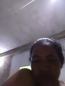 Sexymonmy stripchat live cam model