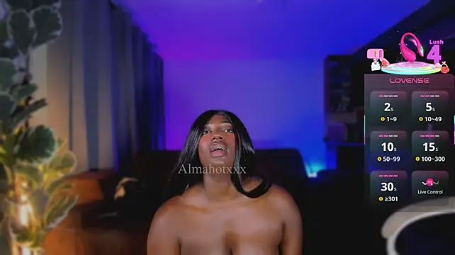 Almaahotxxx stripchat live cam model