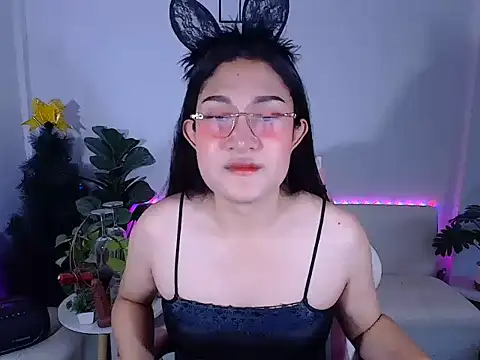 plysaithailand stripchat live cam model