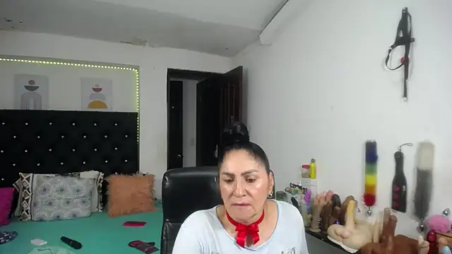 mature_bigboobs10 stripchat live cam model