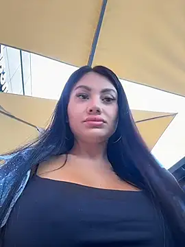 Wet__Bunny stripchat live cam model