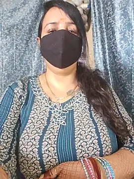 cute-tanvi stripchat live cam model