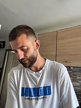Pablo_Hornyguy95 stripchat live cam model