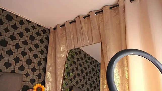 IsabelaWhite stripchat live cam model