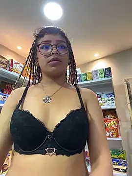 alana_king7 stripchat live cam model