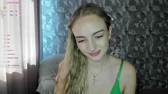 A_delina stripchat live cam model