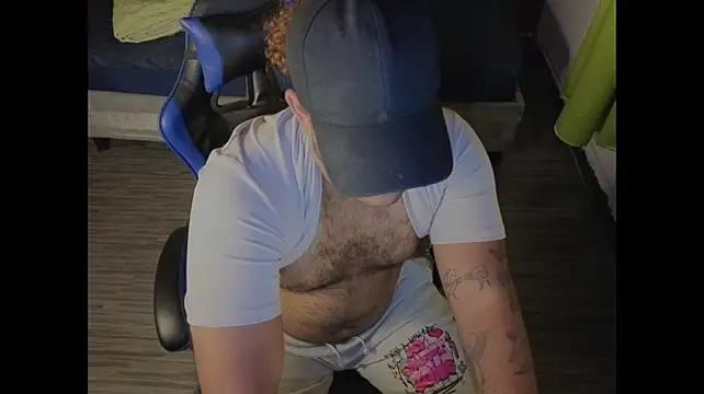 luke44404 stripchat live cam model