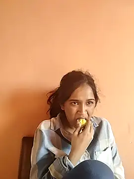 Indiancutiexo stripchat live cam model
