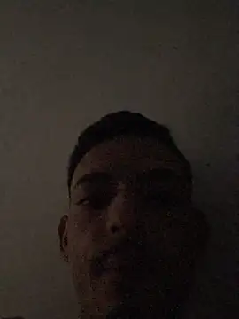 Hendricklavel1 stripchat live cam model