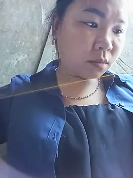 Linh-miulu stripchat live cam model
