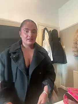 Autumsweetx stripchat live cam model