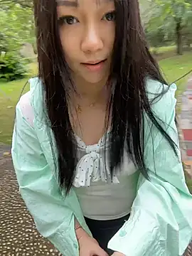 tiantian_99 stripchat live cam model