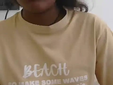 Urfi_Singh stripchat live cam model