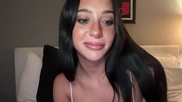 hangoutwithvanessa stripchat live cam model