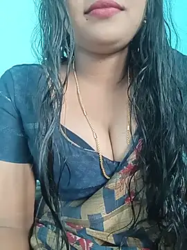 Raksitha_kannada stripchat live cam model