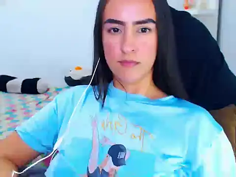 shena-fox stripchat live cam model