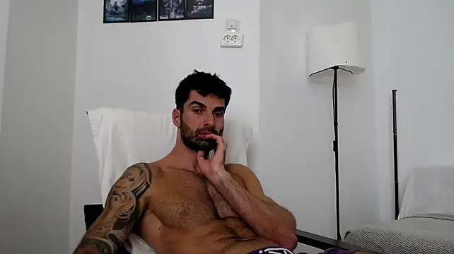 Verycutex stripchat live cam model