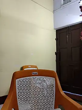 mini27mimi stripchat live cam model