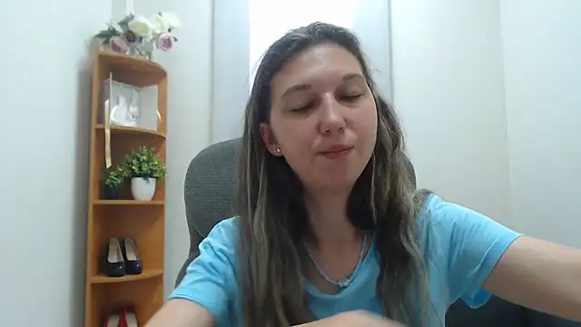 Ellina_Star stripchat live cam model